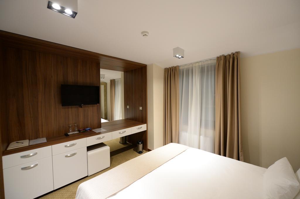 Hotel Hedonic Belgrado Exterior foto
