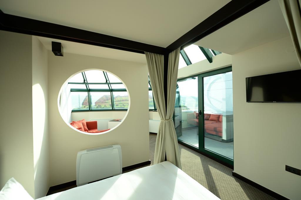 Hotel Hedonic Belgrado Exterior foto