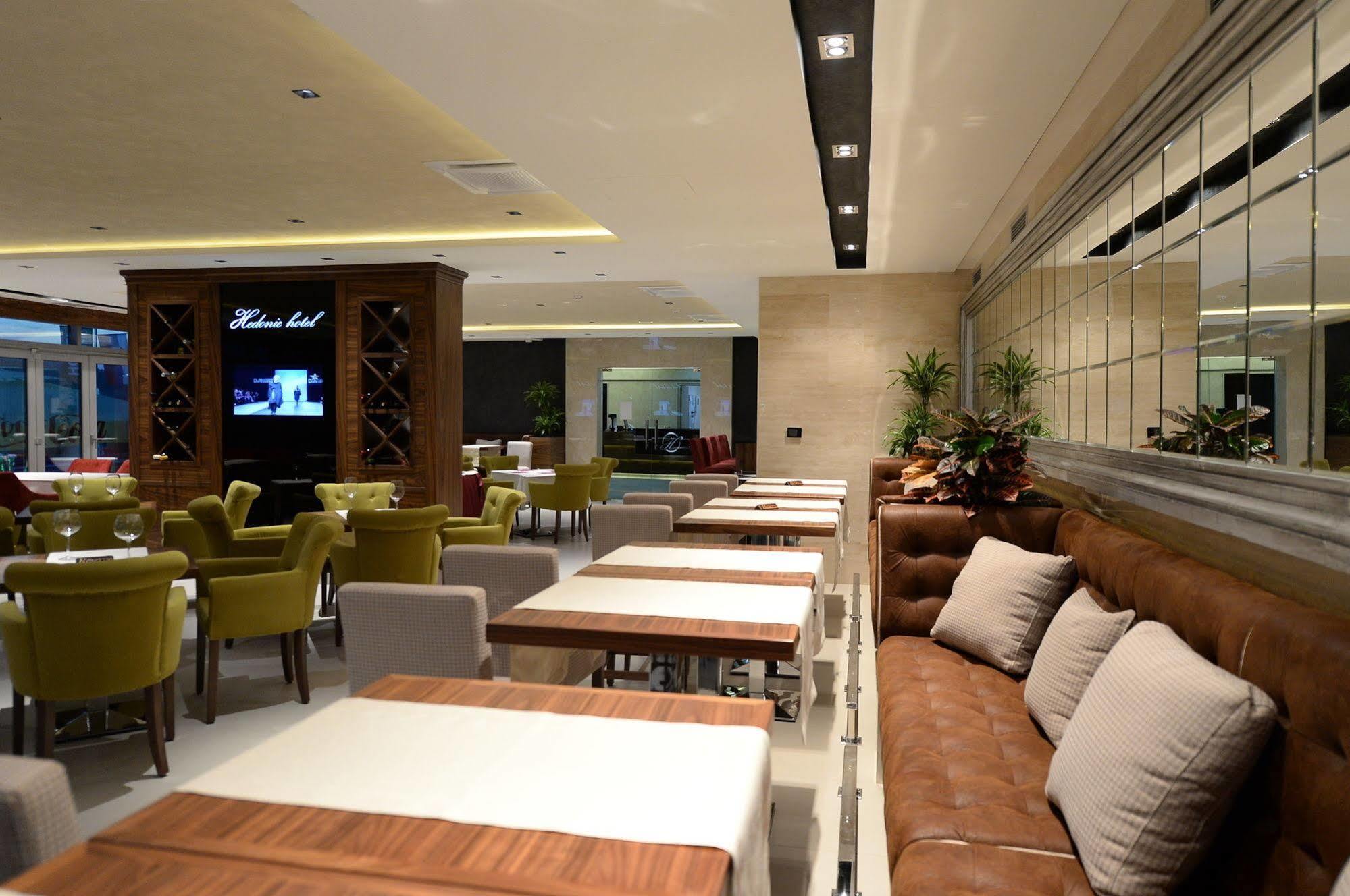 Hotel Hedonic Belgrado Exterior foto